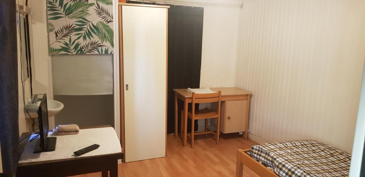 Hotel Le Tram Фонтен Экстерьер фото
